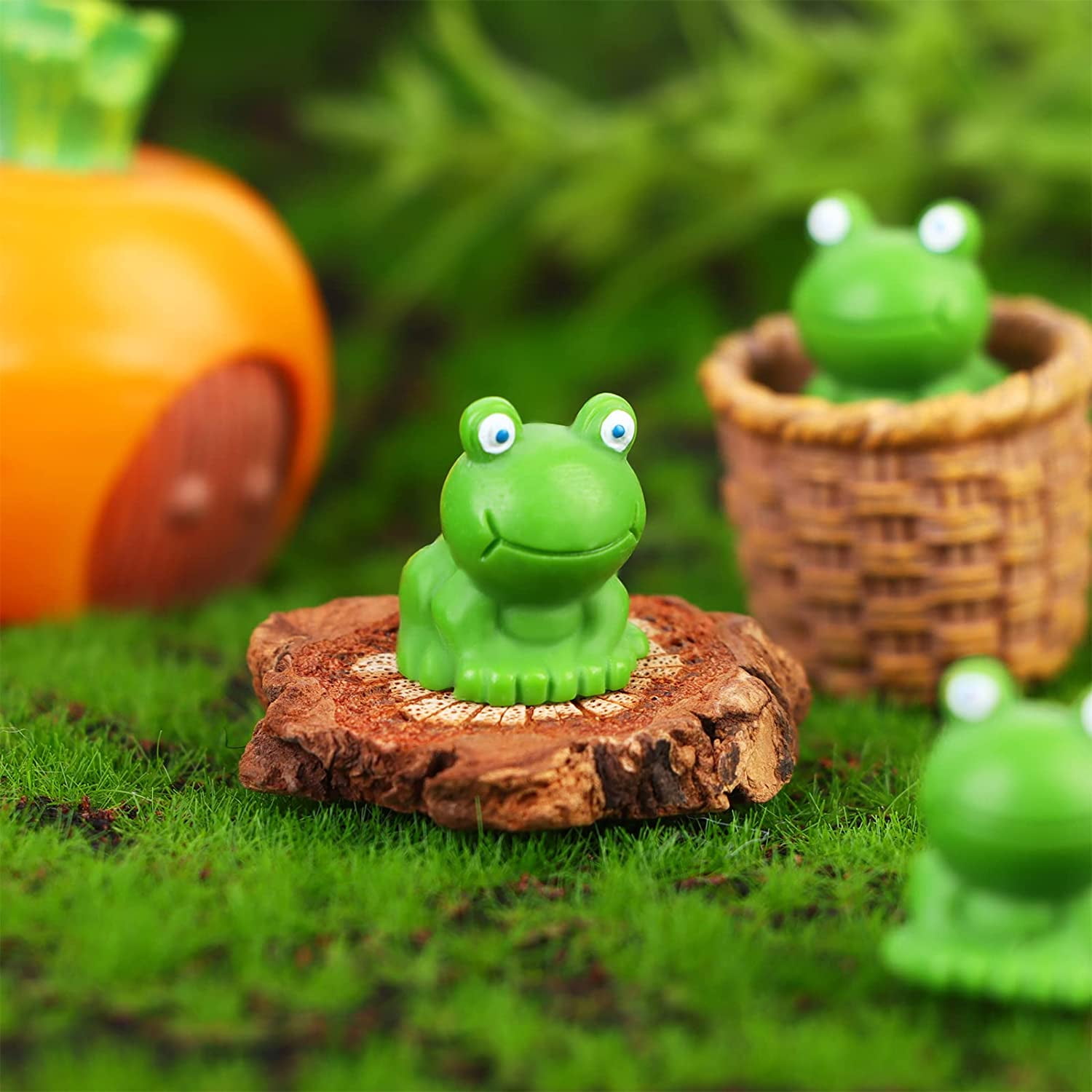 20 Pcs Resin Mini Frogs Green Frog Miniature Figurines Animals Model Fairy Garden Miniature Moss Landscape DIY Terrarium Crafts Ornament Accessories