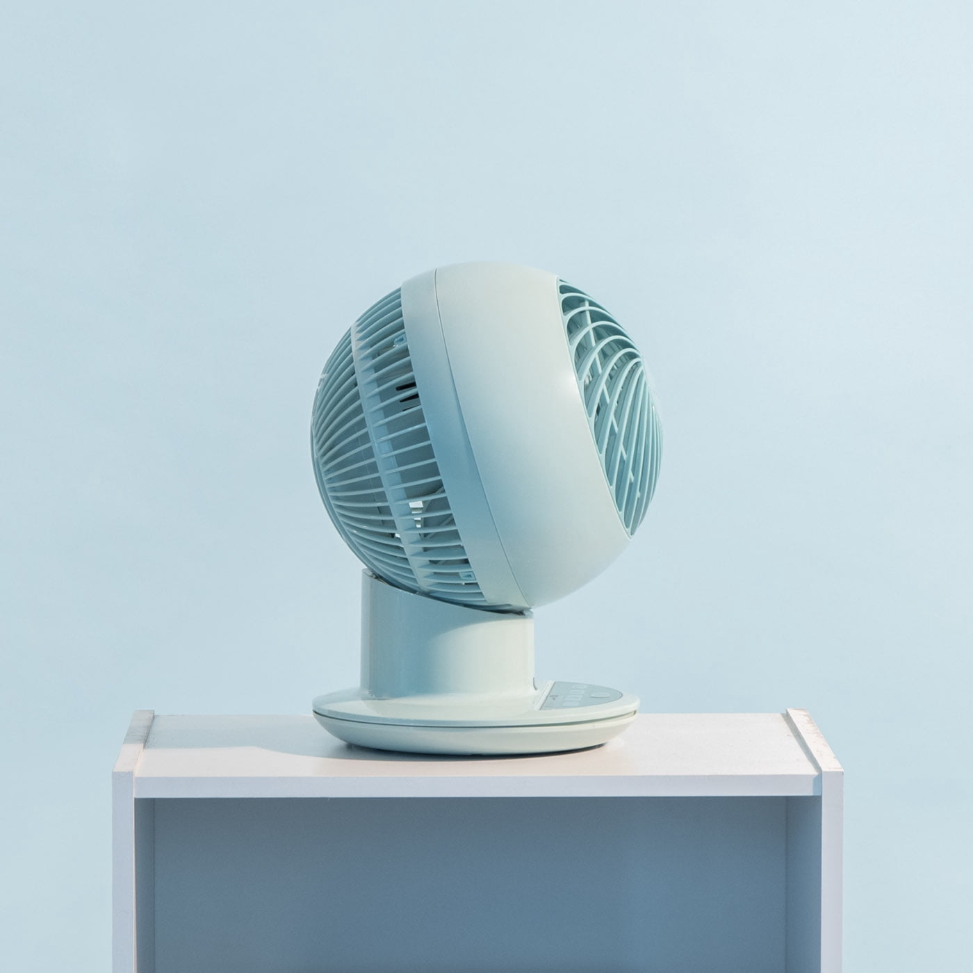 IRIS WOOZOO Fan with Remote, Oscillating Fan, Desk Fan, Table Air Circulator, Globe Fan, Fan for Bedroom, 5 Speeds