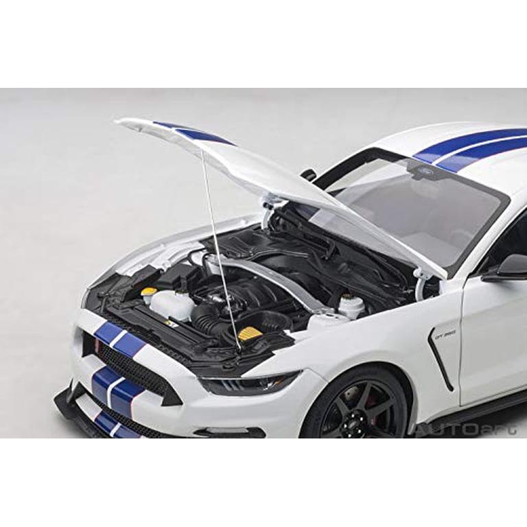 Ford Mustang Shelby GT-350R Oxford White with Lightning Blue