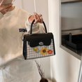 thumbnail image 4 of Bolsos de mano frescos y elegantes para mujer, bolso bandolera cuadrado pequeño de moda de nicho, bolso de hombro informal súper atractivo., 4 of 5