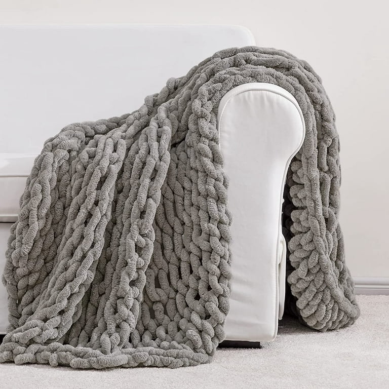 ATMOSURELY Ultra Soft Light Grey Chunky Knit Throw Blanket Cozy Fluffy  Chenille Yarn Handmade Cable Knit Crochet Blanket for Bed Sofa Couch 50x60