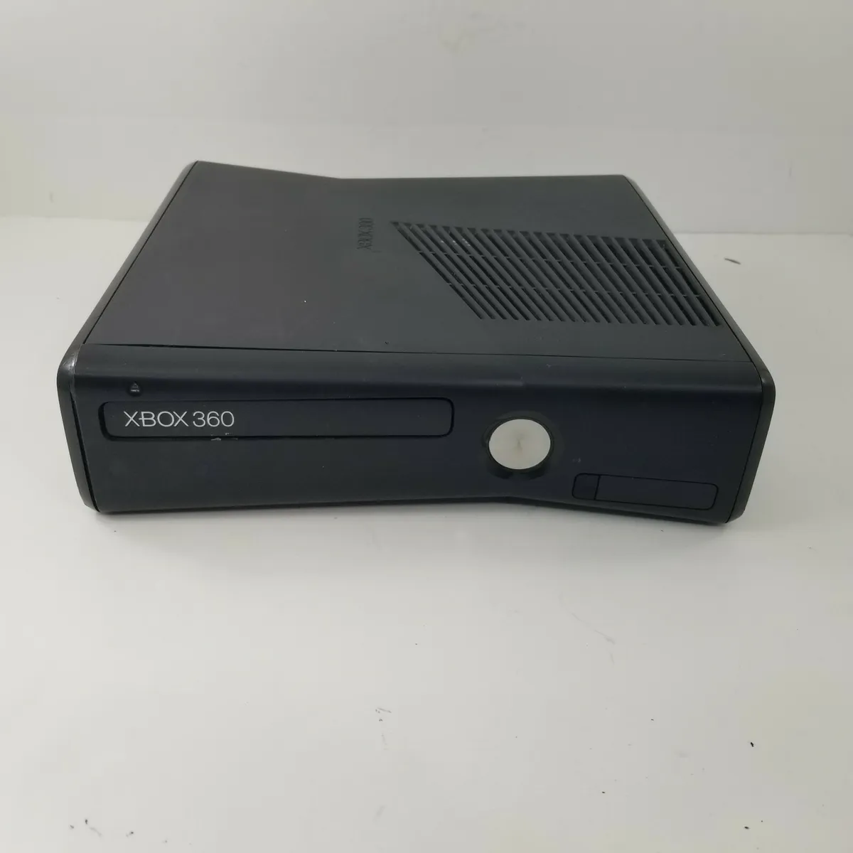 Pre-Owned Xbox 360 S Black Console Only Used