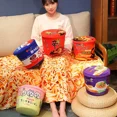 thumbnail image 2 of Cubo de fideos instantáneos, almohada de felpa con manta rellena de ternera estofada, chucrut, ternera, Fideos Fritos, espinillas, regalos de Ramen1750, 2 of 5