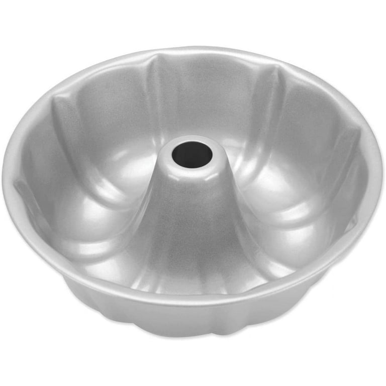 Fluted Cake Pan 9.75 , Nonstick for Bundt Cake Pan, Easy Release Dishwasher  Safe, 9.75 - Harris Teeter