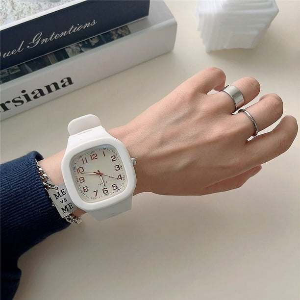 Relojes para hombres y mujeres Relojes electrónicos de moda para estudiantes de la plaza coreana para mujeres