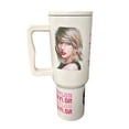 thumbnail image 1 of Termo de acero inoxidable color blanco mate, Taylor Swift, de 1.2 litros con agarradera de silicona, 1 of 4