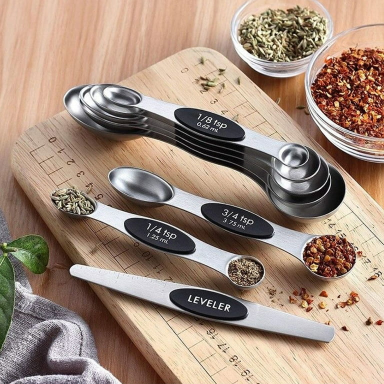 Restaurantware Met Lux Measuring Spoon Set, 1 Premium Magnetic Measuring Spoon Set - Dual-Sided, with Leveler, Black Stainless Steel Spoon Set, with