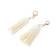 thumbnail image 4 of Accesorios de zapatos de moda, 1 par de encantos para agujetas con borlas, color beige, 4 of 5