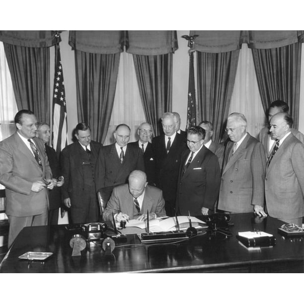 President Eisenhower Signs The Highway Act Of 1954 History (24 x 18 ...