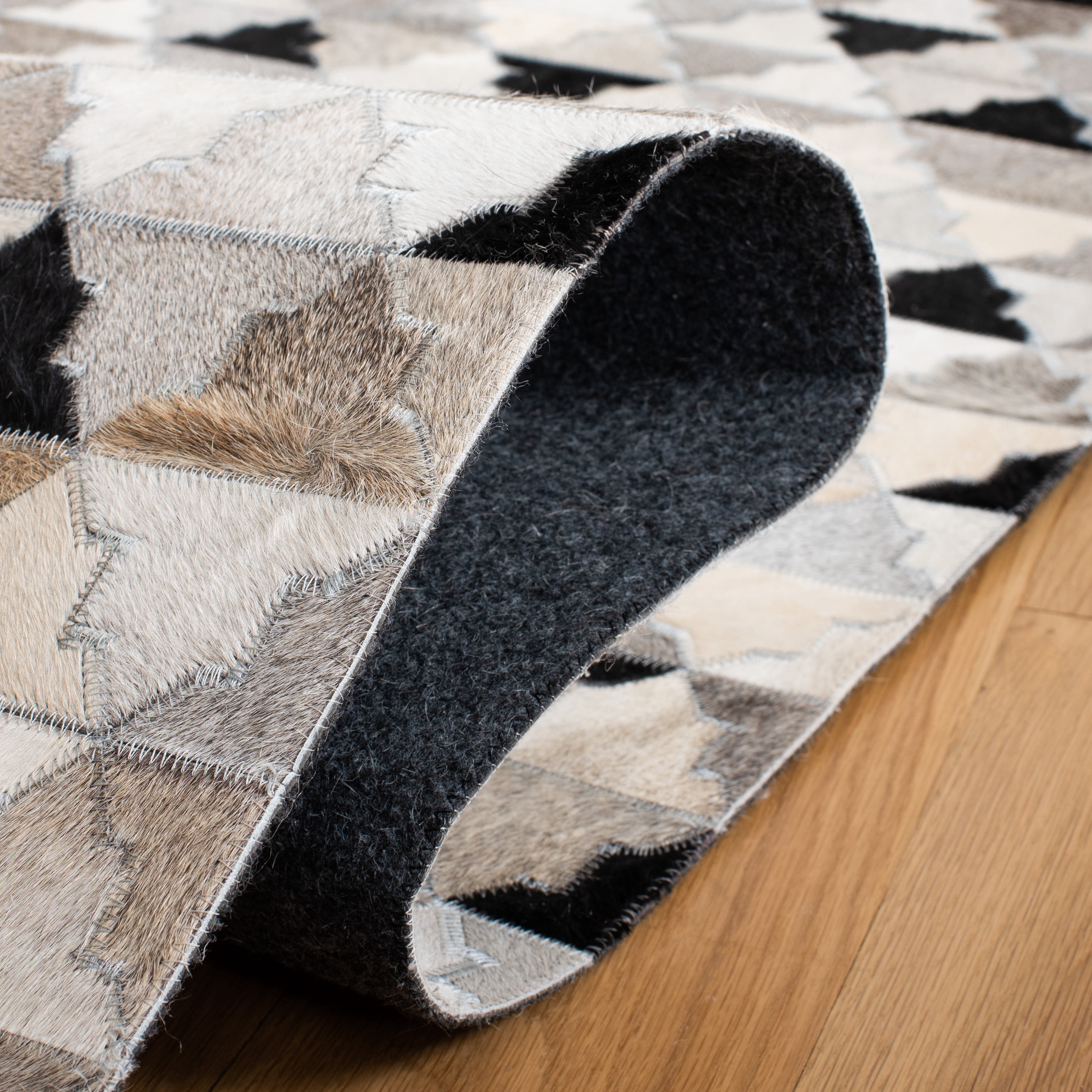 SAFAVIEH Studio Leather Calla Geometric Area Rug, Grey/Black, 8' x 10'