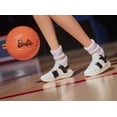thumbnail image 5 of Muñeca Barbie Signature, Sue Bird con ropa de uniforme número 10 y accesorio de baloncesto, 5 of 5