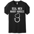 thumbnail image 2 of Camiseta premium médica divertida "Hombres de verdad se casan con enfermeras". Camiseta gráfica de manga corta para hombre, negra, para adultos, hombres, mujeres, adolescentes, jóvenes y ocio., 2 of 7