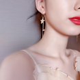 thumbnail image 4 of Pendientes asimétricos con estrella de cinco puntas y borla Pendientes largos de moda con borla, estrella y luna para mujer, 4 of 7