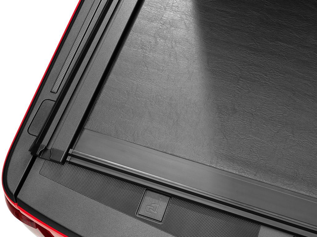 Roll-N-Lock M-Series XT Manual Retractable Tonneau Cover w/ T-Slot Rails Fits 2022-2026 Ford Maverick 4'4" Bed