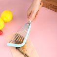 thumbnail image 4 of Stainless steel fried fish shovel resistant to high temperature silicone oblique leak shovel household fan-shaped frying shovel kitchen tool flipping fish shovel, 4 of 5
