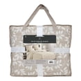 thumbnail image 1 of Se De Edrecolcha Home Trends Jacquard Beige 3 Piezas King Size, 1 of 4