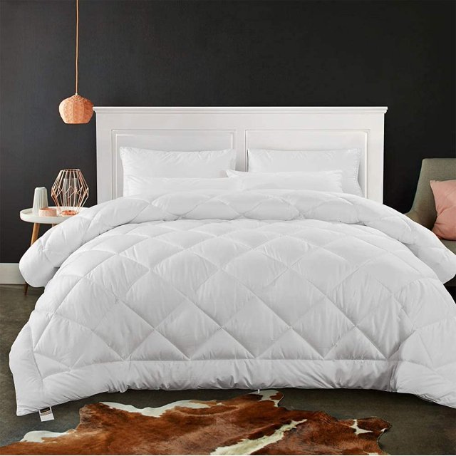 Cozynight Edredón suave tamaño king con relleno de edredón ligero de plumón alternativo, esponjoso, transpirable y lavable a máquina con costuras de diamante (King 106 x 92 pulgadas)