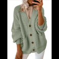 thumbnail image 2 of Suéteres y Abrigos de Punto Grueso de Larga con Cuello en V Abierto para Mujer. Color Matcha S, 2 of 7