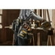 thumbnail image 3 of Cinturón para herramientas DEWALT DWST540601 Durable, 26 bolsillos, profesional, 3 of 4
