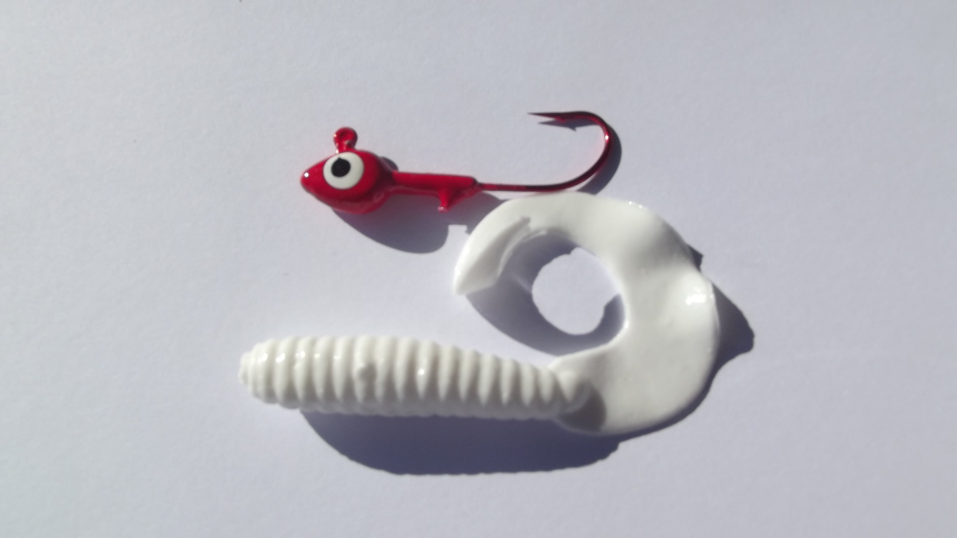 (2 pack) Hurricane Haw River Sickle Tail Fishing Lure Kit w/ 3 Jigheads, White, 4", 15-pack, Hard Baits