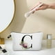 thumbnail image 5 of Fiudx Bolsa de Maquillaje Floral, Neceser con Letras Personalizadas, Elegante Organizador de Viaje, Regalo Ideal para Mujeres, Uso Diario, Ideal para Amigas y Damas de Honor., 5 of 6