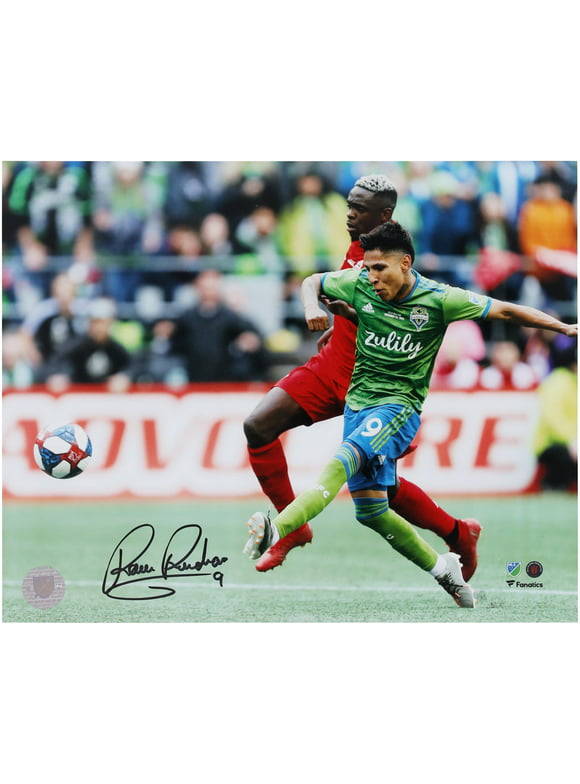 Raul Ruidiaz Seattle Sounders Autographed 8" x 10" 2019 MLS Cup Goal Photograph - Fanatics Authentic Certified