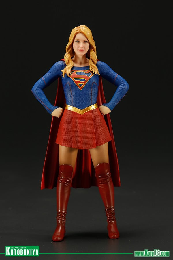 supergirl cw statue