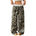 thumbnail image 1 of Pantalones harem informales elásticos de pierna ancha con cintura y estampado de camuflaje de hoja de arce for mujer, 1 of 5
