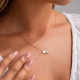 thumbnail image 3 of Collar Turandoss con la inicial en forma de M en forma de corazón chapado en oro auténtico de 18 quilates, 3 of 7