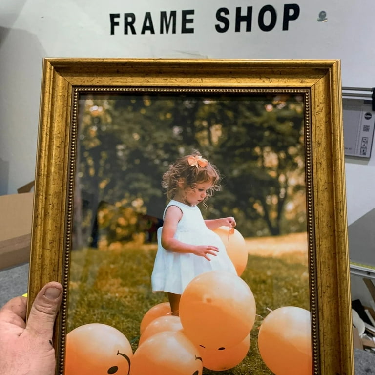 Vintage Gold 30x36 Picture Frame – 30 x 36 Ornate Poster Frame