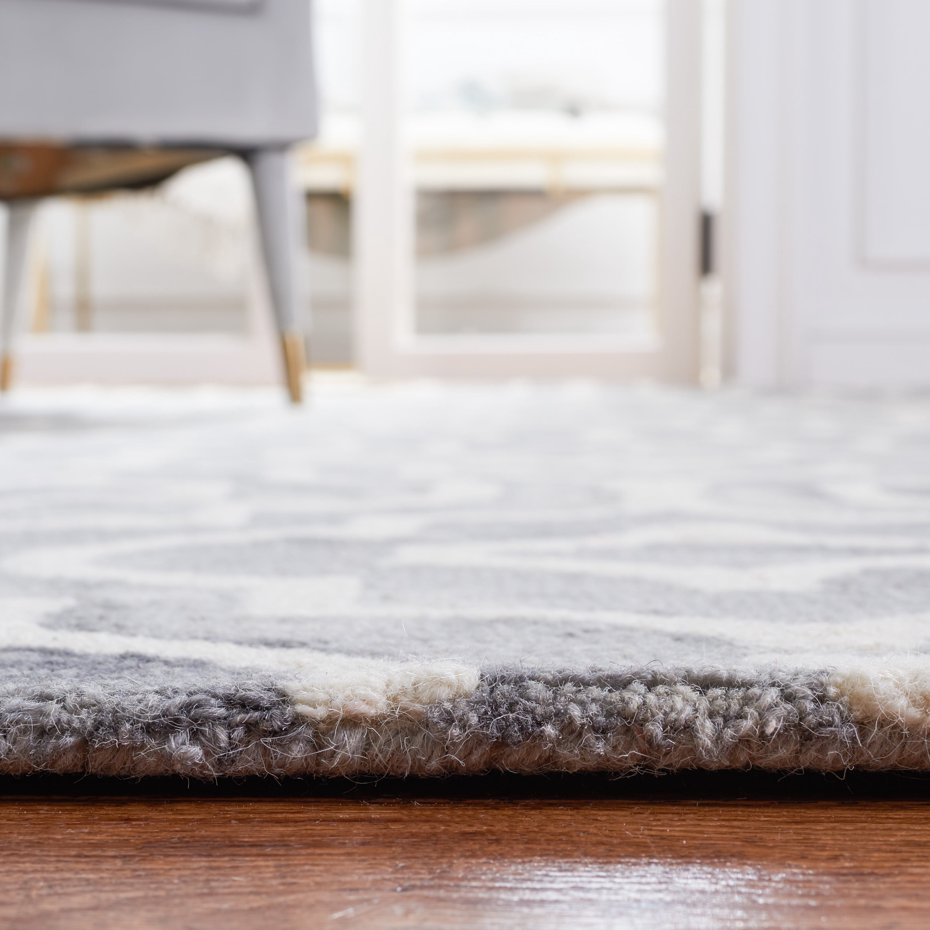 Safavieh Dip Dye Lairos Distressed Wool Area Rug, Gray/Ivory, 9' x 12'
