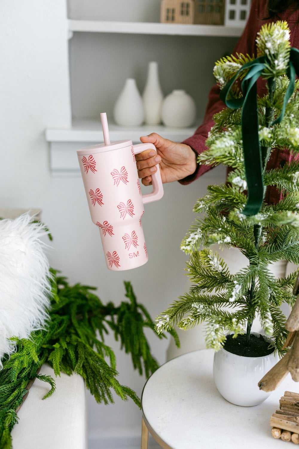 Simple Modern 30 fl oz Insulated Stainless Steel Trek Tumbler with Straw Lid | Holiday Ribbons