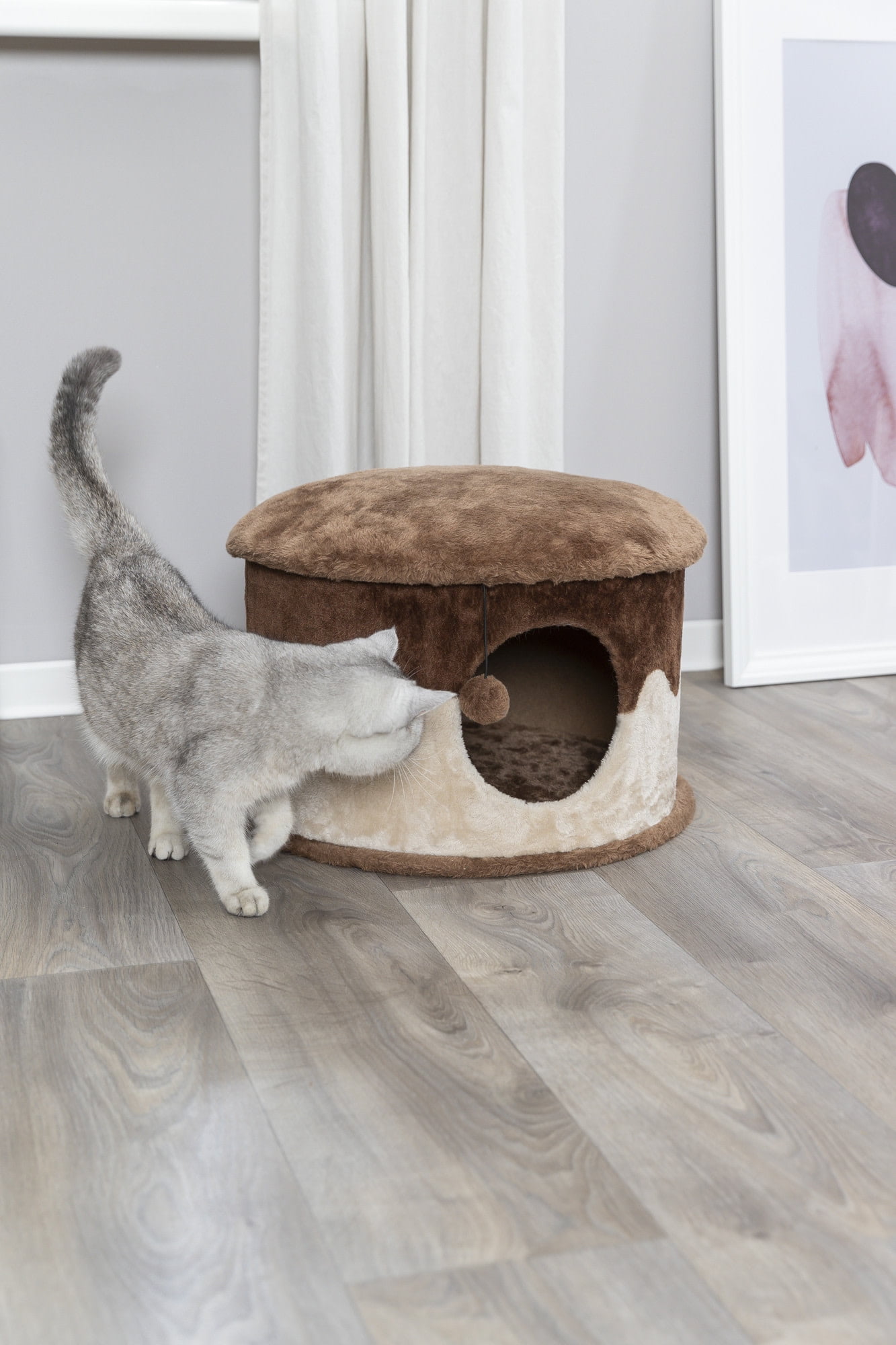TRIXIE Cozy Plush Cover Indoor Cat Condo with a Cat Toy on