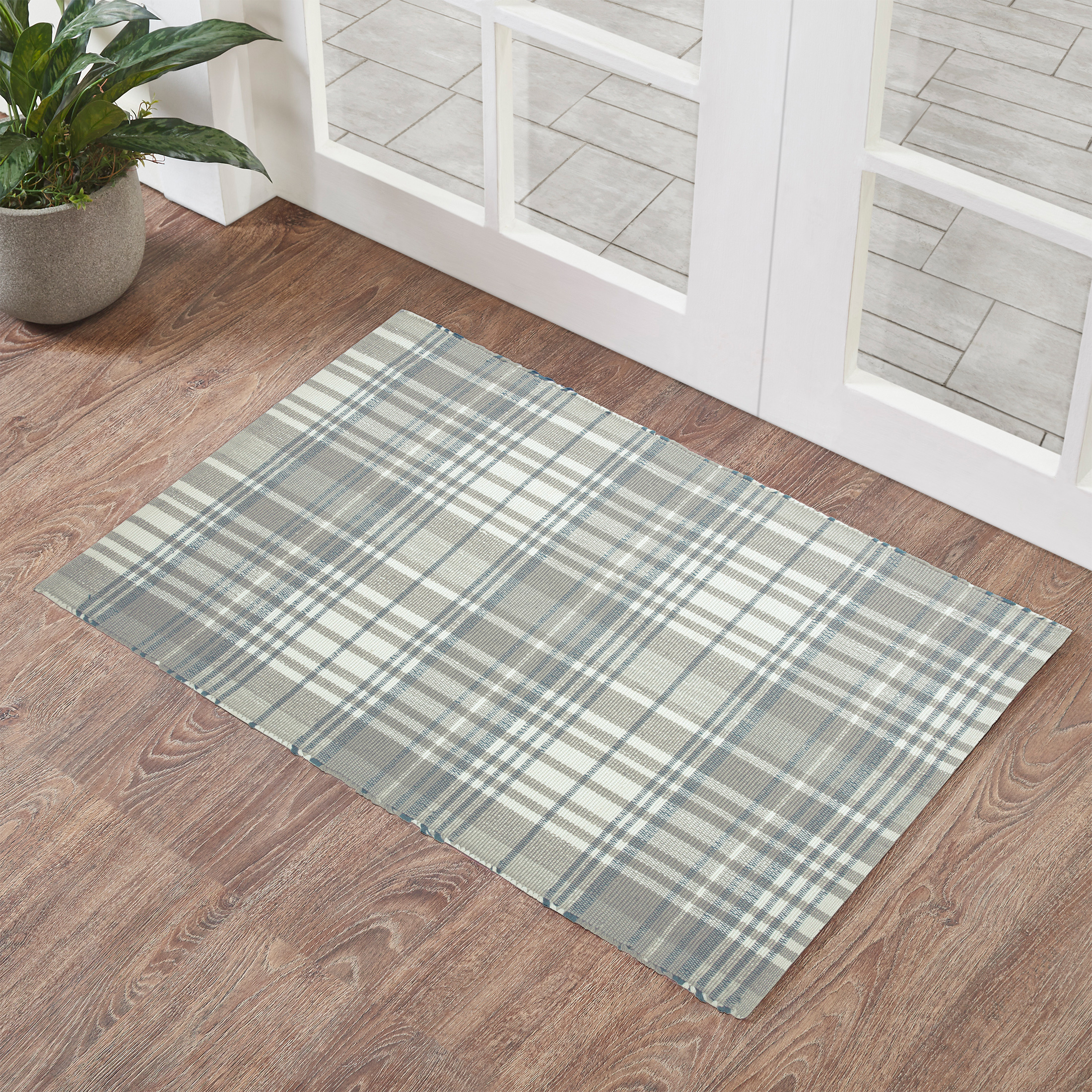 My Texas House Grey Plaid Layering Polyester Indoor/Outdoor Area Rug, 24" x 36" - image 2 of 7