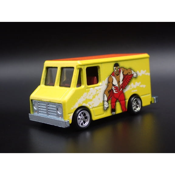 Open Box GMC STEP BOX VAN MARVEL THE FALCON YELLOW 1:64 SCALE DIORAMA DIECAST MODEL CAR