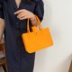 thumbnail image 2 of Sywqhk Bolso De Mano Para Mujer, Organizador De Viaje Portátil De Fieltro, Bolso De Hombro Cosmético (Naranja) Sywqhk Para estrenar, 2 of 9