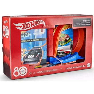 Hot Wheels Action Corkscrew Twist Kit, Triple Loop Track Set with