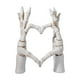 thumbnail image 2 of Adorno de Corazón con Huesos de Mano de Esqueleto para Decoración de Halloween | Material de Resina | Color Blanco | Tamaño 13X10Cm | Ligero | Figura de Fantasma | Decoración de Mesa para Interiores, 2 of 6