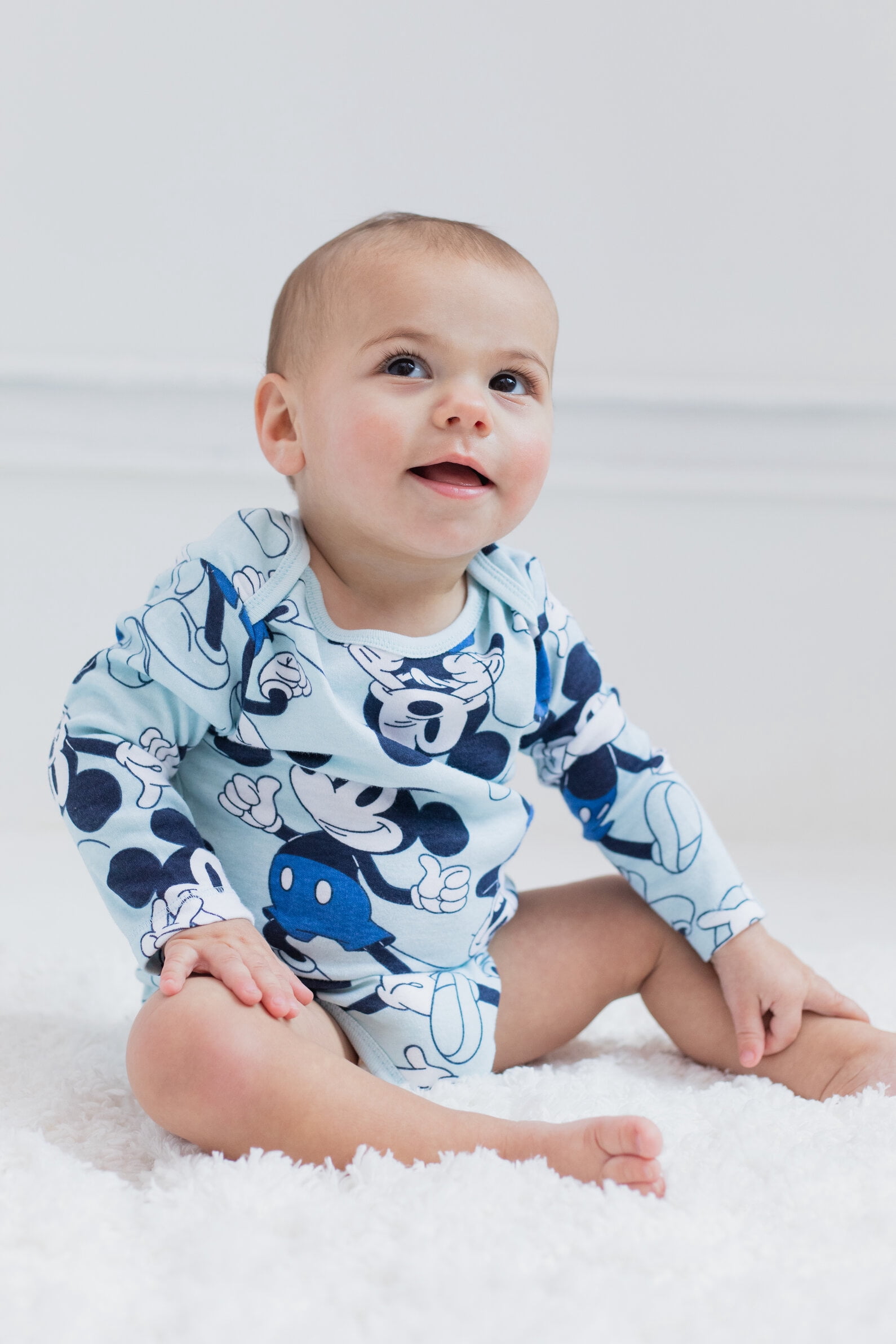 Disney Mickey Mouse Goofy Donald Duck Newborn Baby Boys 5 Pack Bodysuit Newborn to Infant