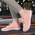 thumbnail image 2 of Zapatos minimalistas descalzos Likrtyny con punta ancha para Hombres y Mujeres rosa 36, 2 of 9