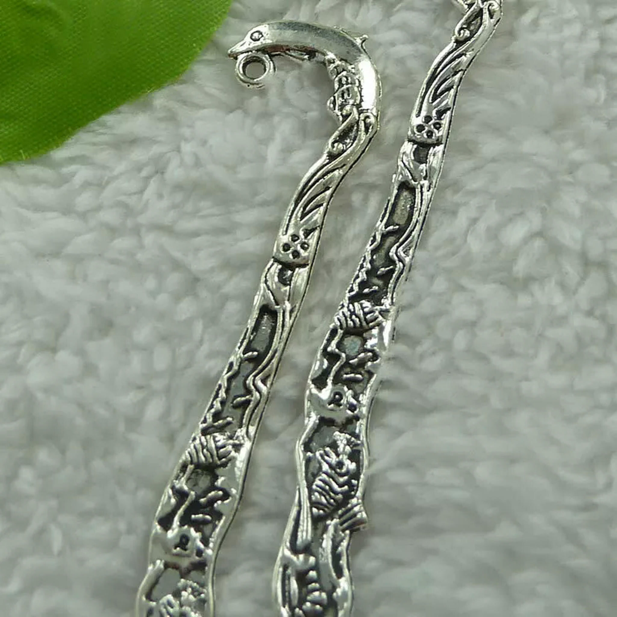 HOOUN 52 pcs tibet silver dolphin bookmarks 82x19mm B2744