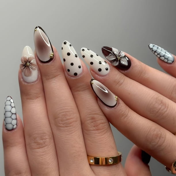 Uñas postizas adhesivas HPYFOI almendradas con lunares y flores, 24 piezas