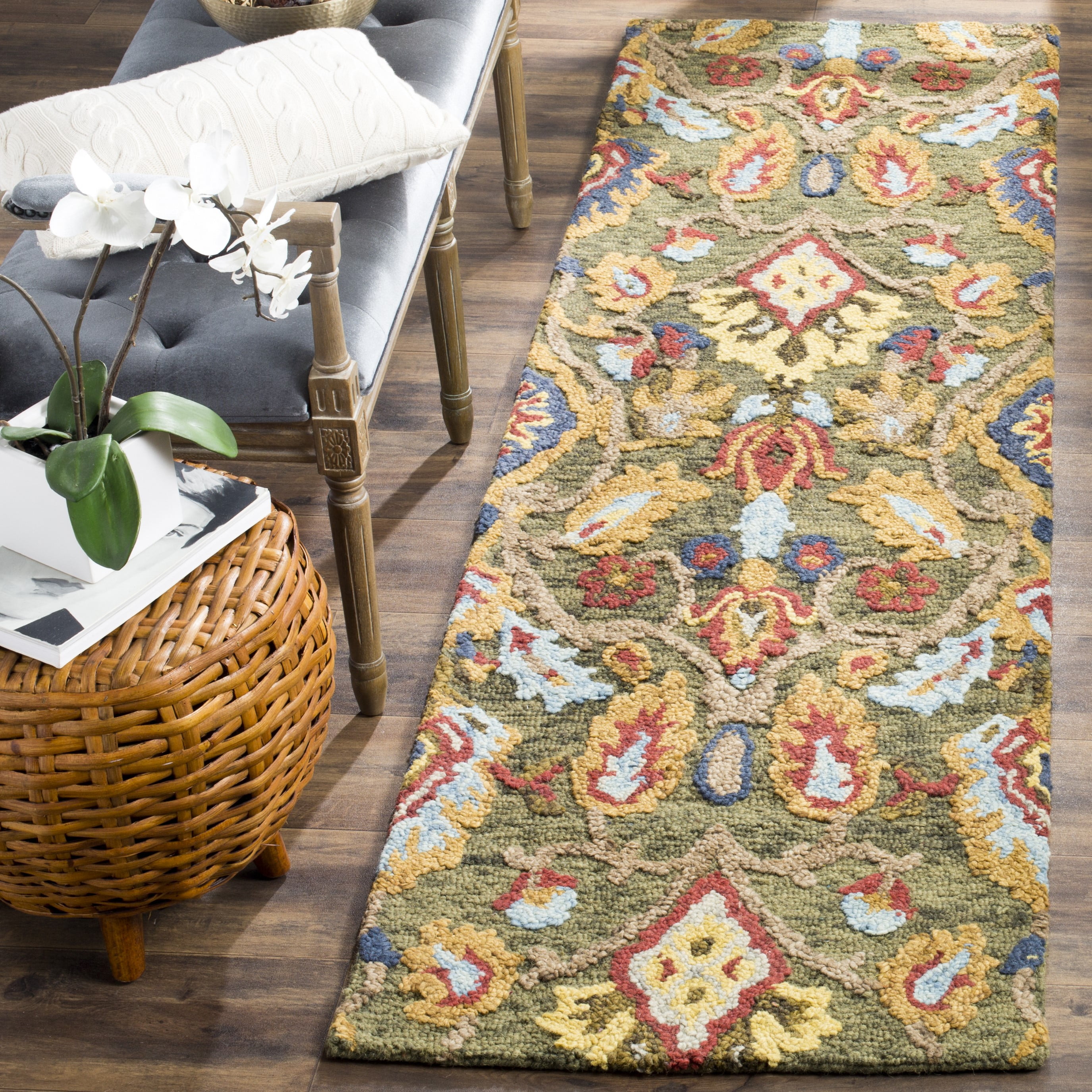 SAFAVIEH Blossom Lennon Floral Wool Runner Rug, Green/Multi, 2'3" x 6'