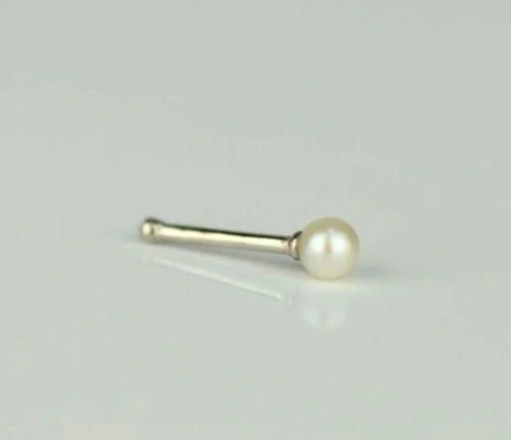 1 pc/lot White Bijoux Plum Blossom Nose Stud Nose Ring Helix Piercing  Earring Pearl Nose Piercing Pins Pircinag Jewelry - AliExpress