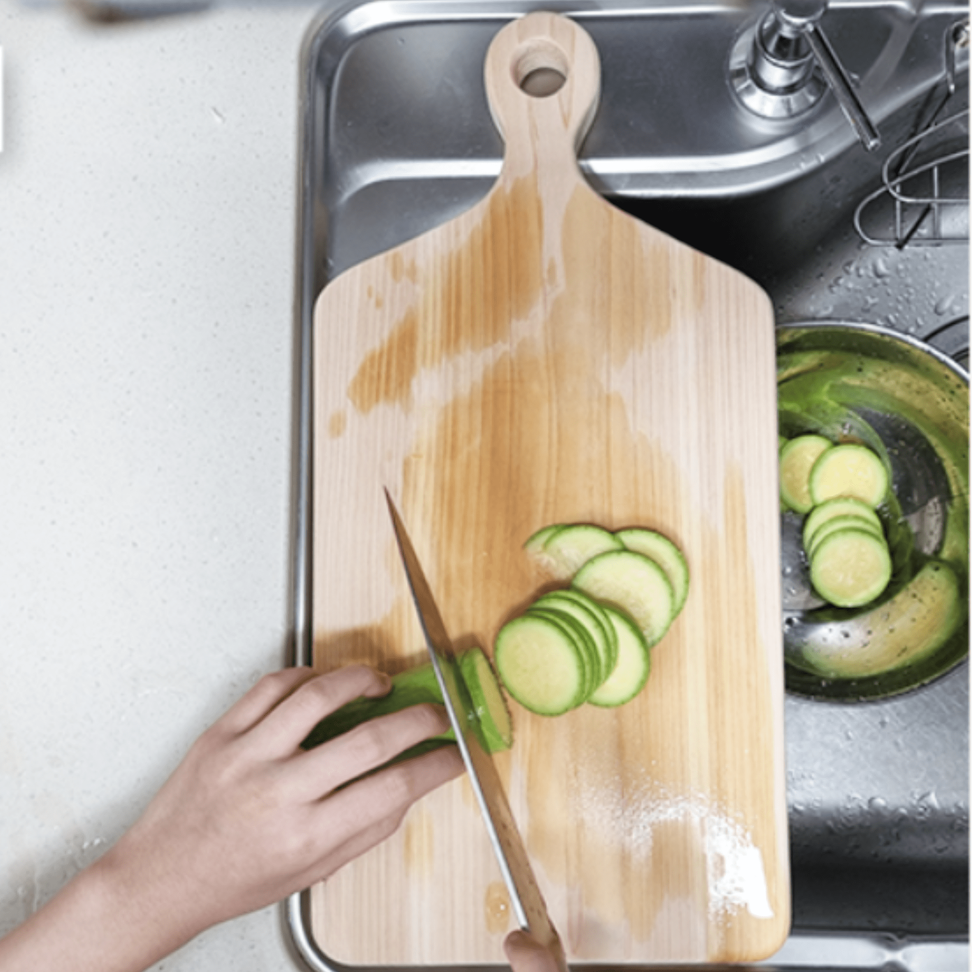 SELECLINE Hinoki Cypress Cutting Board with Handle, 16.5x7.9", 1" Thick, Handmade, Made in Korea