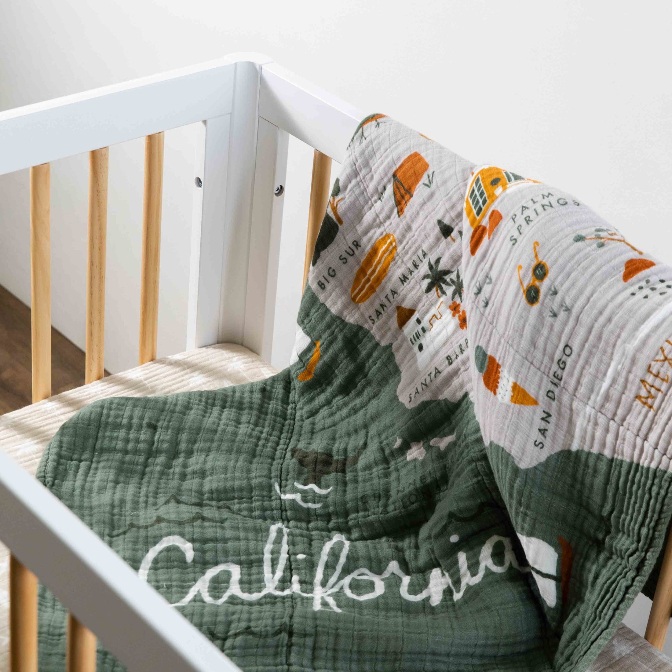 Babyletto Mini Crib Sheet in GOTS Certified Organic Muslin Cotton