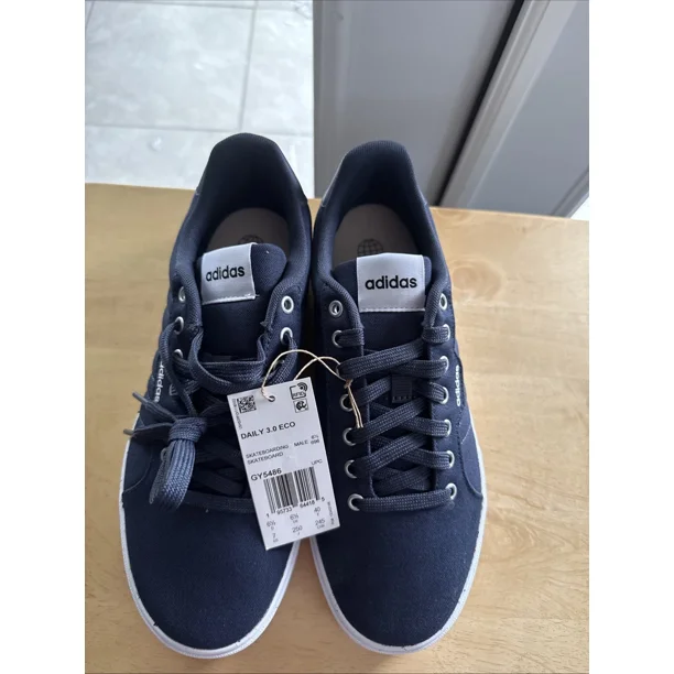 Adi - das daily 3.0 Eco size 7 men’s navy blue new with tags and box