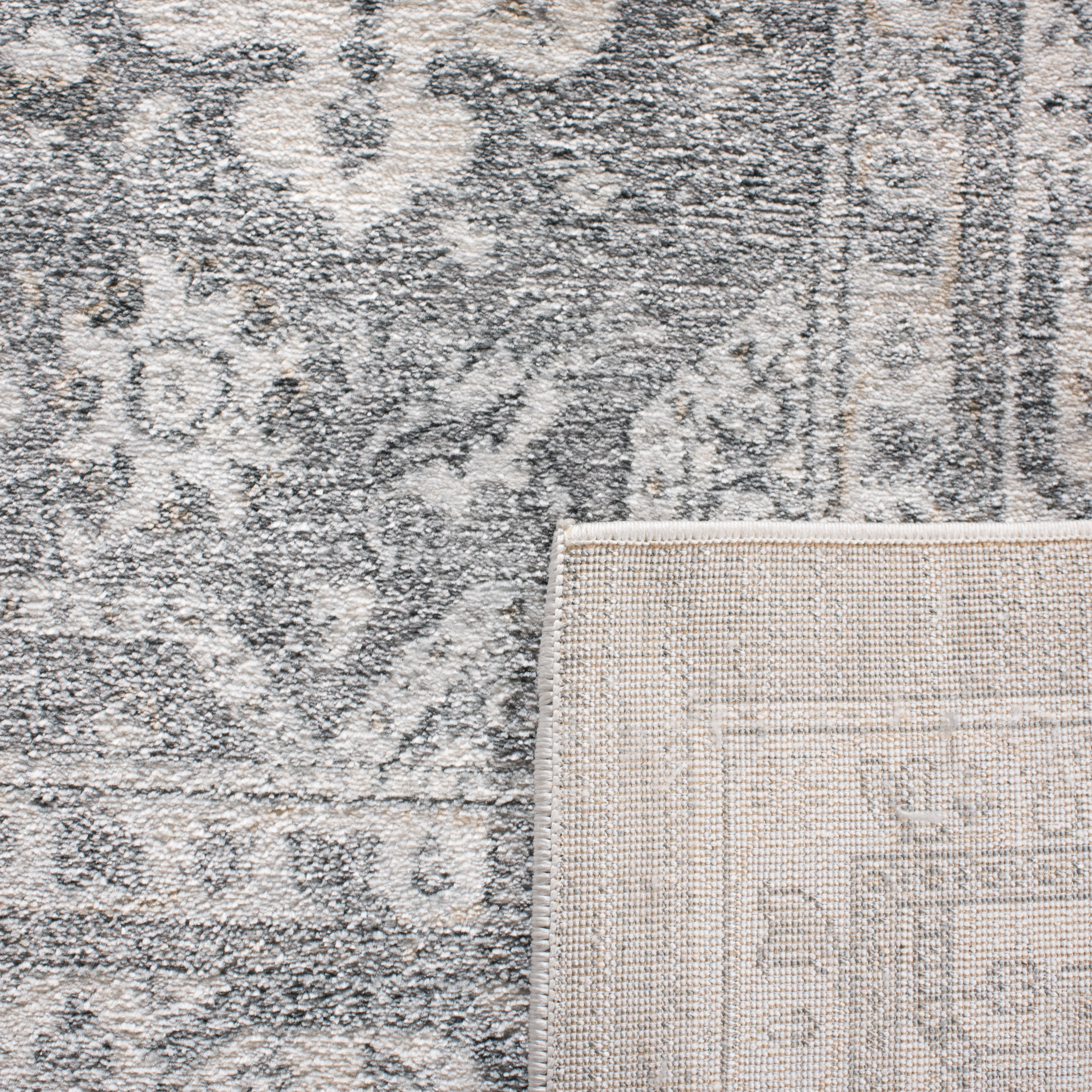 SAFAVIEH Isabella Zander Oriental Area Rug, Grey/Cream, 8' x 8' Square