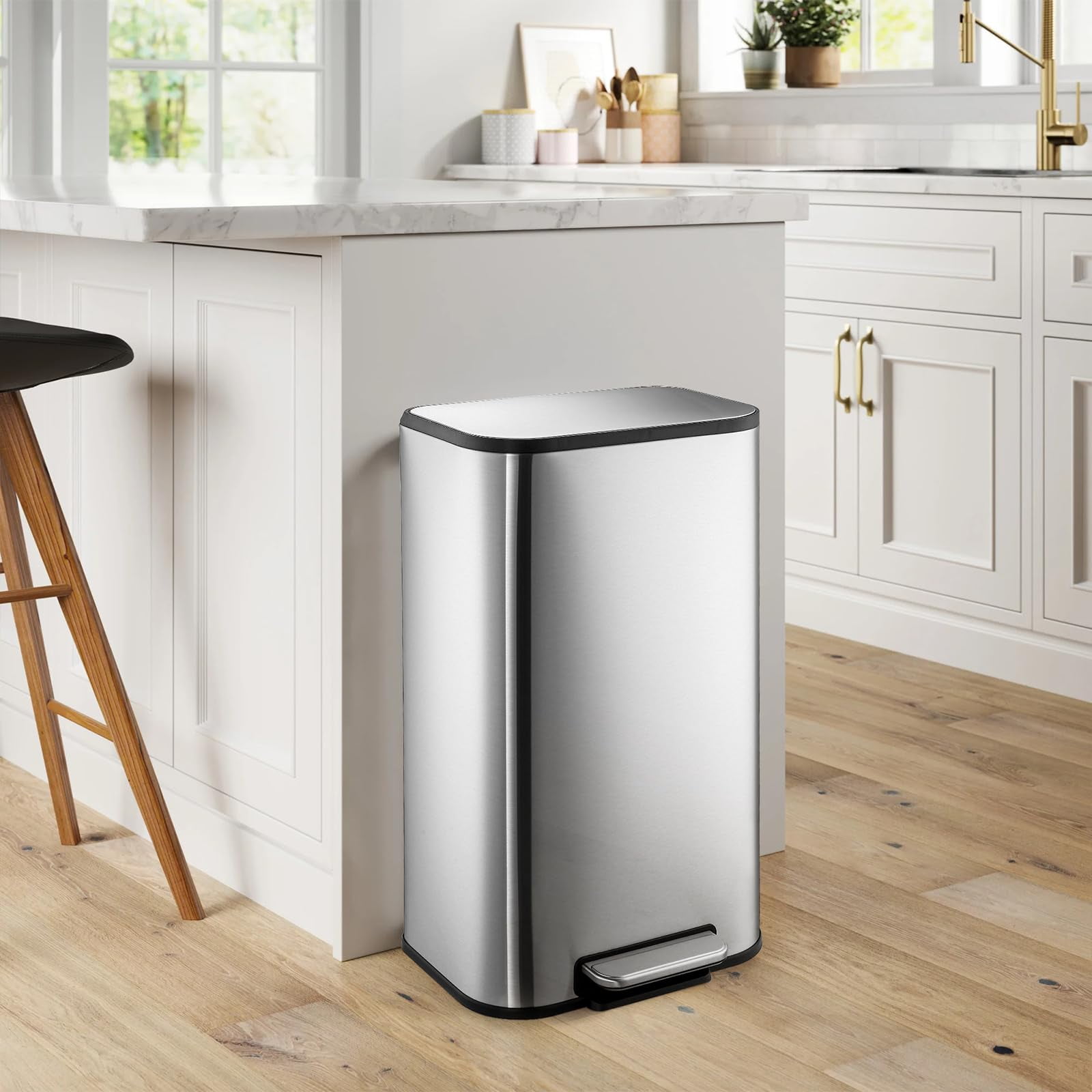 Kitchen Trash Can, Stainless Steel Garbage Can with Lid, Step-On Pedal and Inner Bucket, Rectangular Trash Can for Kitchen, Office, Living Room