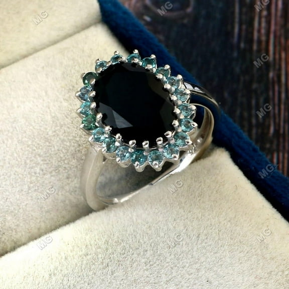 Dainty Black Onyx Ring,Onyx Topaz Stacking Ring, Sterling Silver Opal Ring, Delicate Black Diamond Ring, Bridesmaid Wedding Gift For Her.